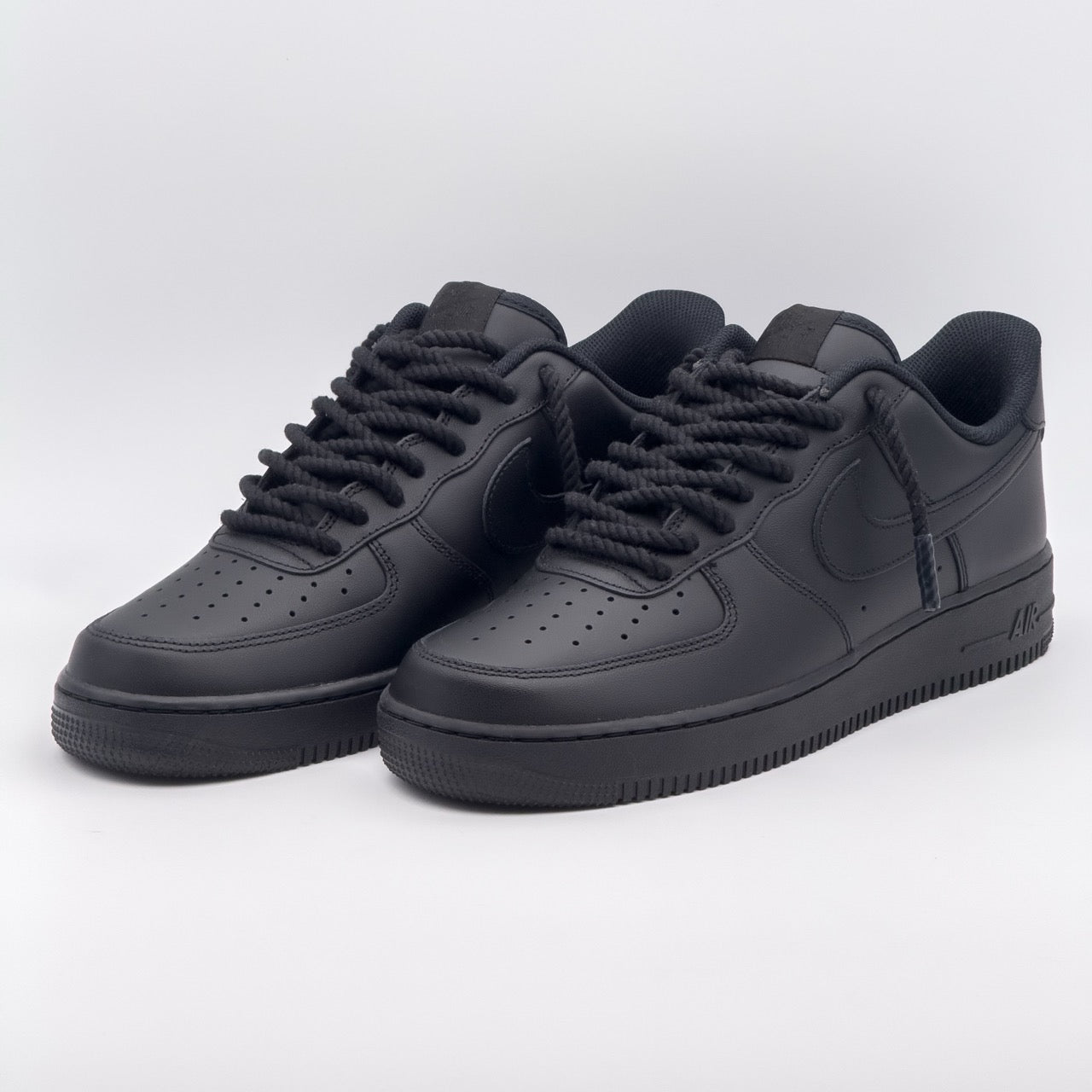 Custom Sneaker Nike Air Force 1 Mini Rope Laces - Black on Black